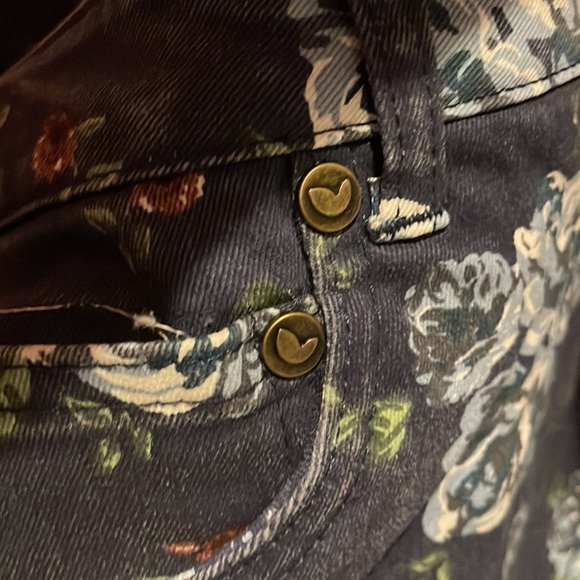 Flower jeans - Picture 7 of 7